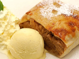 Apfelstrudel